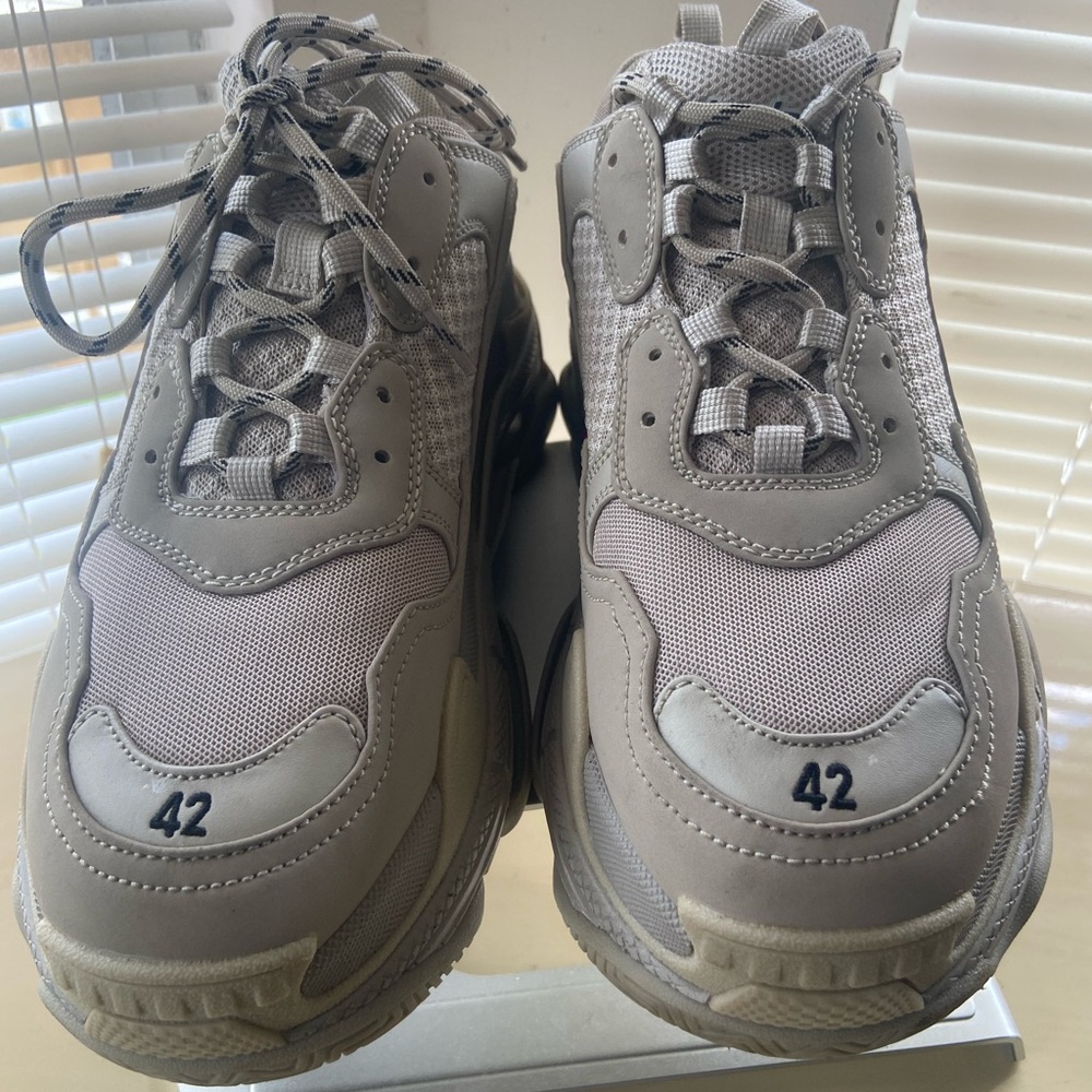 Authentic Balenciaga Triple S . Size 42 . Worn 3 times